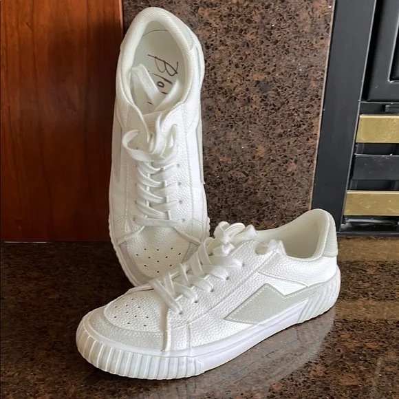 Blowfish White Textured Sneakers - Picture 2 of 5